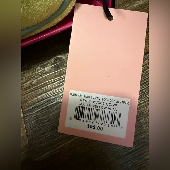 Juicy Couture Bag Set💛 - Picture 4 of 5